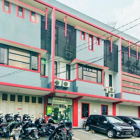 Asoka Inn Bandung Bagian luar foto