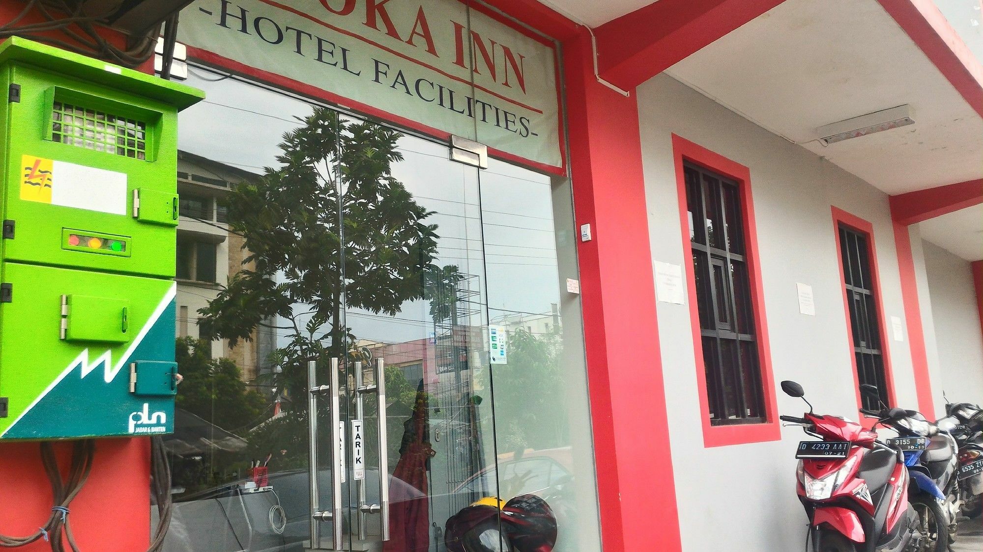 Asoka Inn Bandung Bagian luar foto