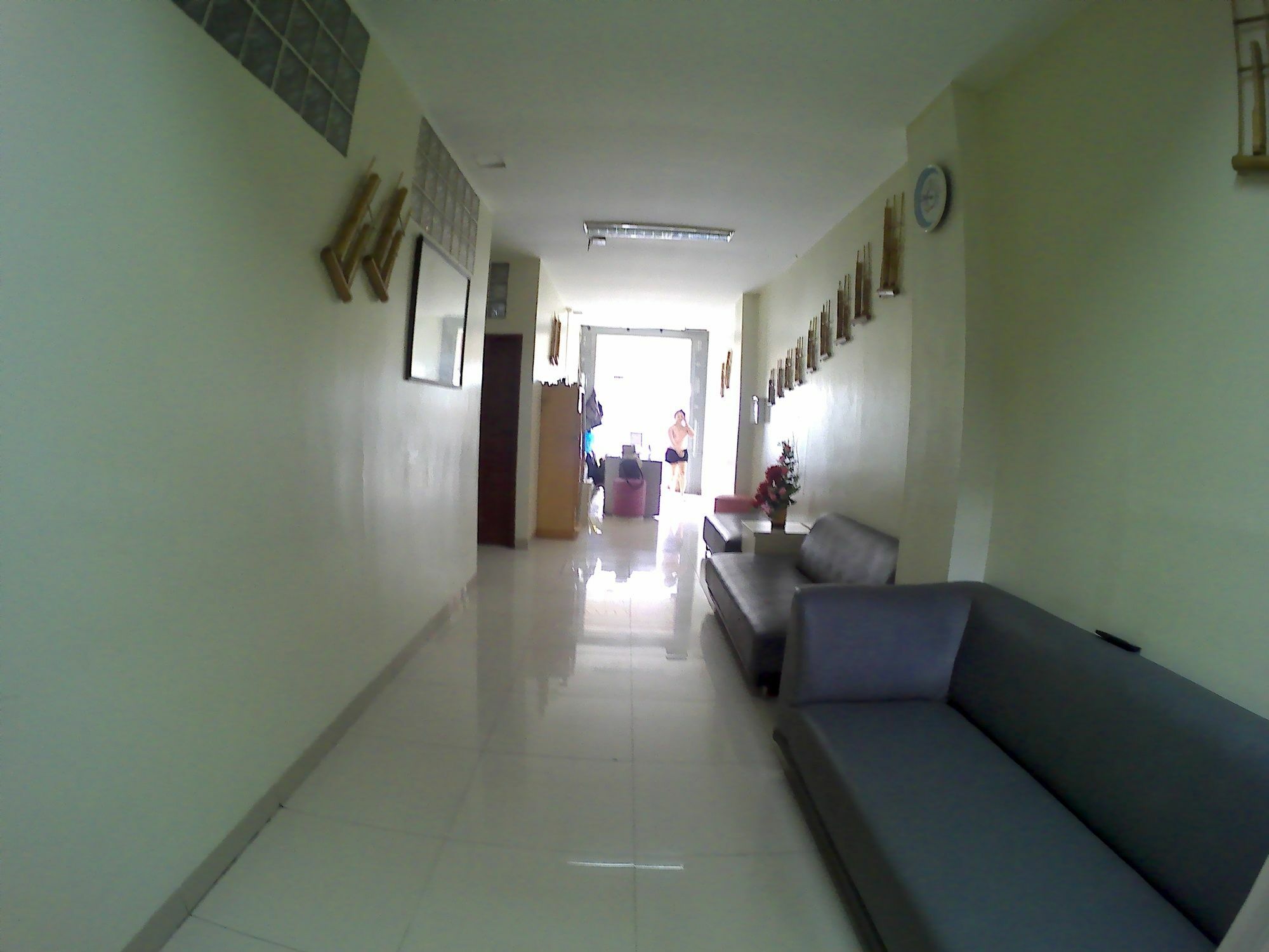 Asoka Inn Bandung Bagian luar foto