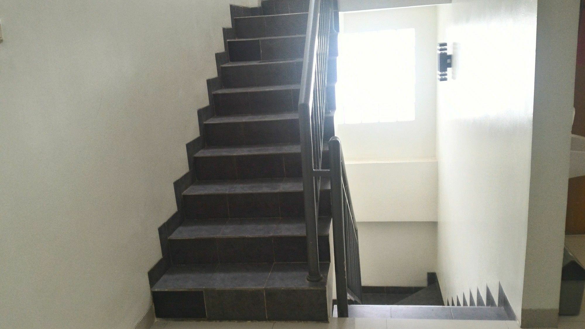 Asoka Inn Bandung Bagian luar foto