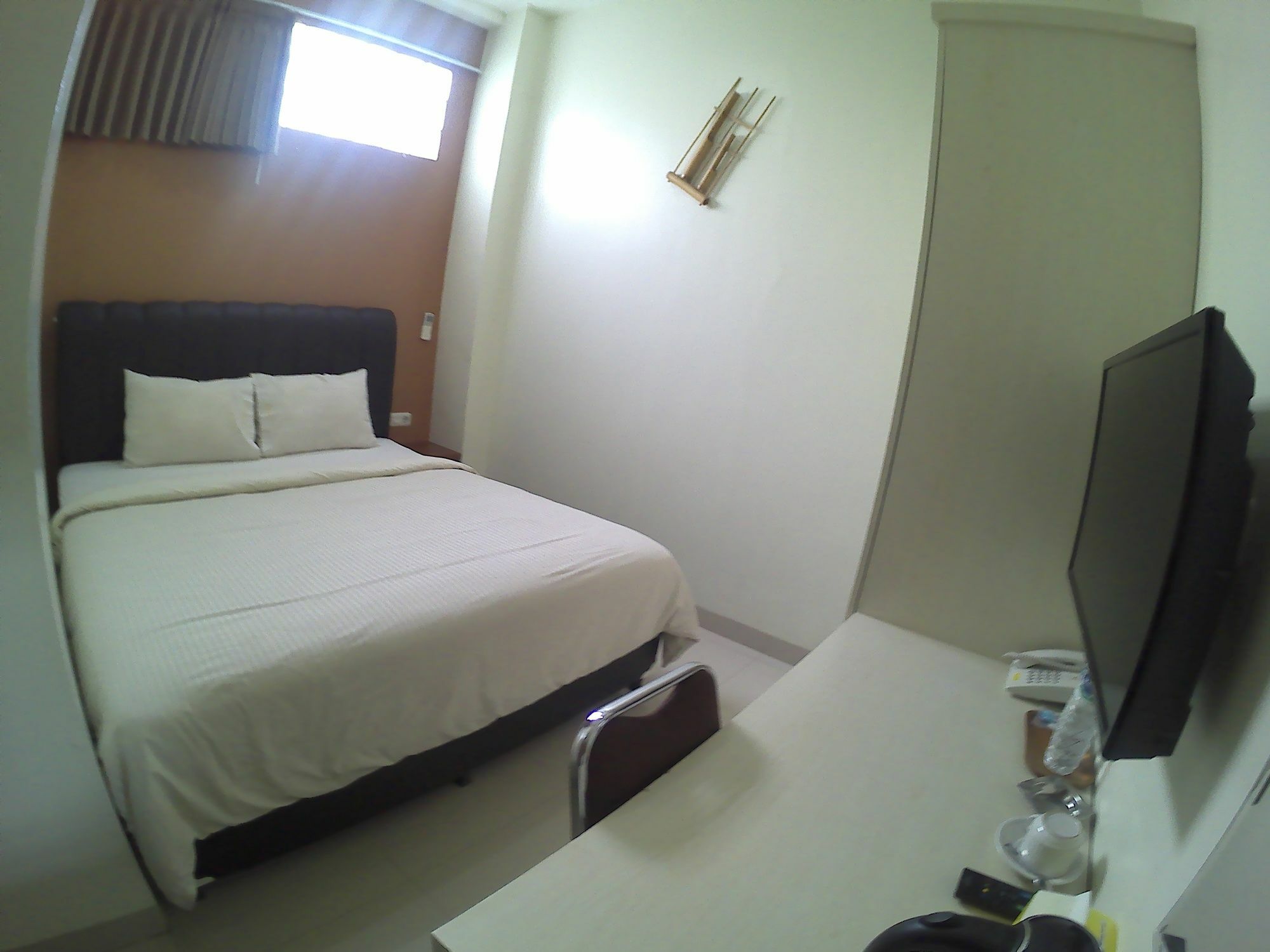 Asoka Inn Bandung Bagian luar foto